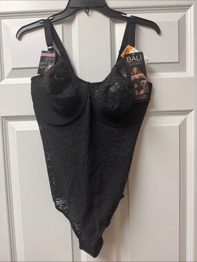Bali Black Lace 'N Smooth Firm Control Body Briefer - Size 40DD NWT